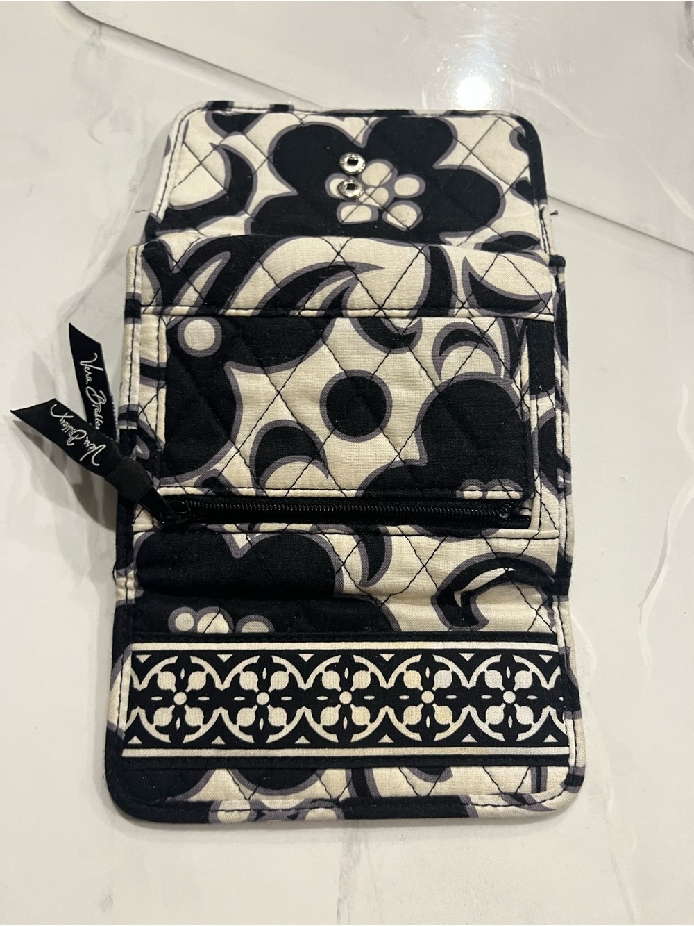 Vera Bradley Black & White Quilted Clutch Wallet small - Picture 2 of 4